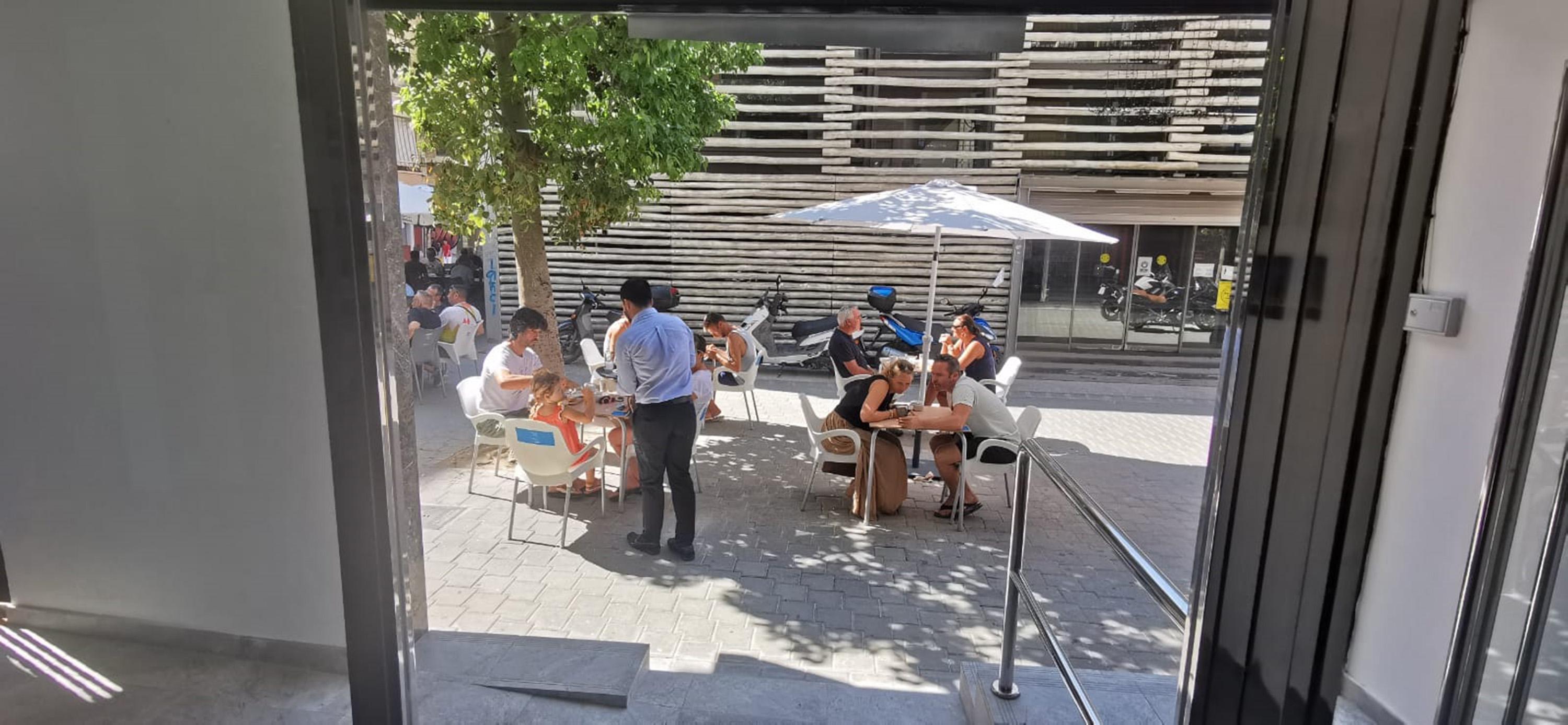 Hostal El Mercat 比利亚霍约萨 外观 照片